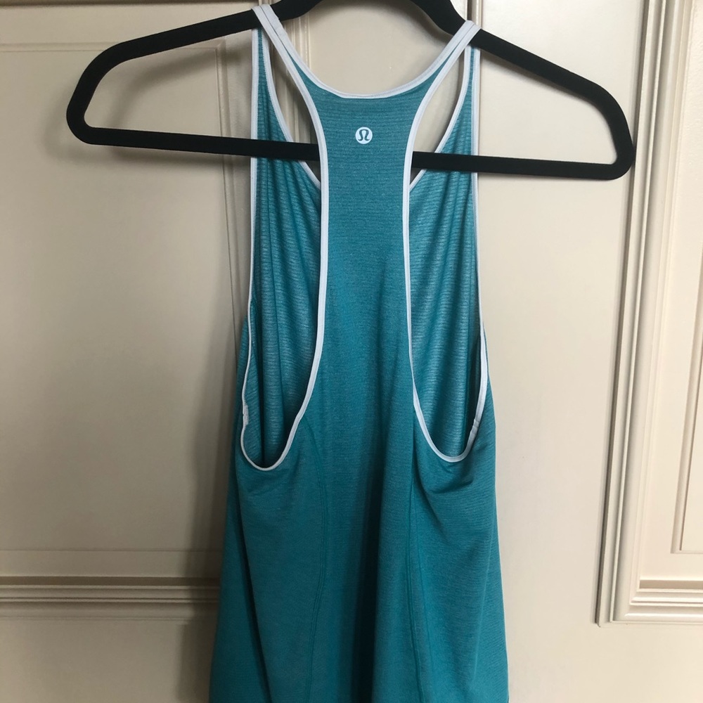Lululemon Racerback Tank (8) - Picture 3 of 6